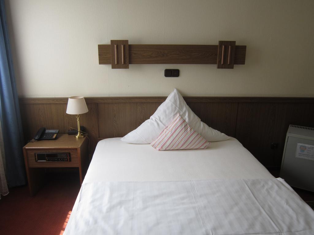 Hotel Princess Rodenbach  Exteriör bild